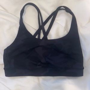black camo lululemon sports bra!! size 4